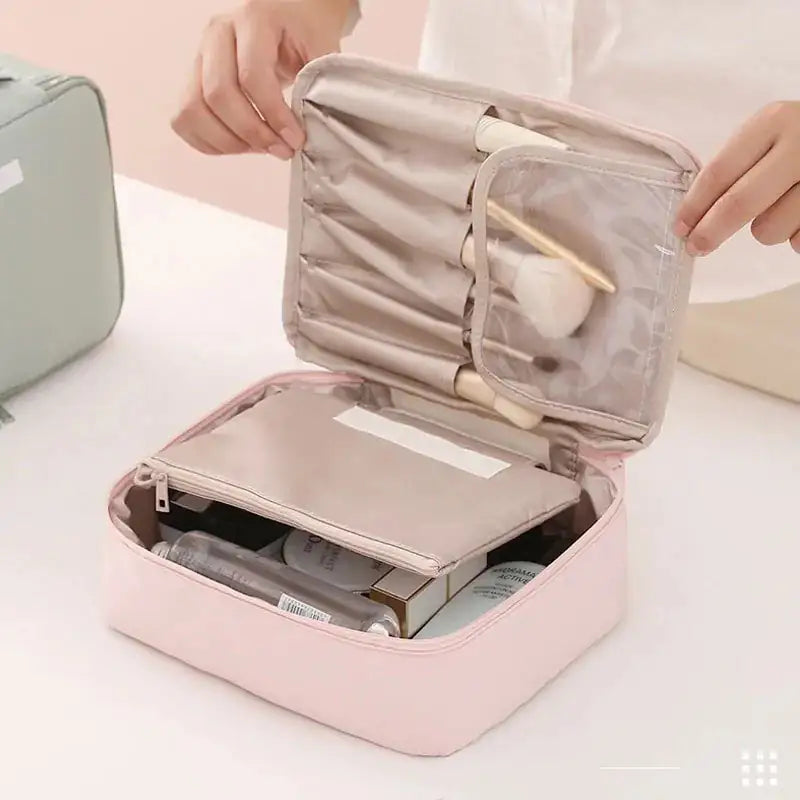 Multi-Compartment Makeup Bag – Organised Cosmetics Bag for Brushes, Palettes & Skincare
