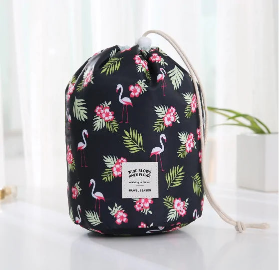 Waterproof Makeup Bag – Spill-Proof Travel Cosmetics Bag with Multiple Compartments