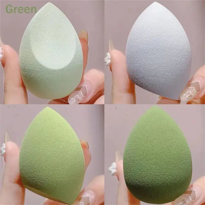 Makeup Blender Sponge – Seamless Foundation & Concealer Blending for an Airbrushed Finish