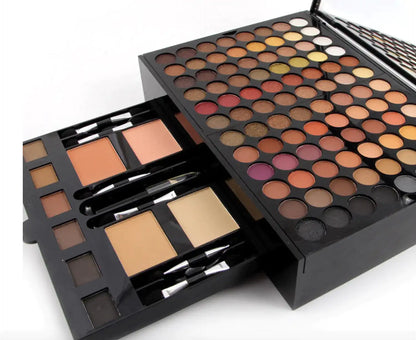 Complete Everyday Makeup Set – Foundations, Eyeshadows & Lip Colours for Every Occasion